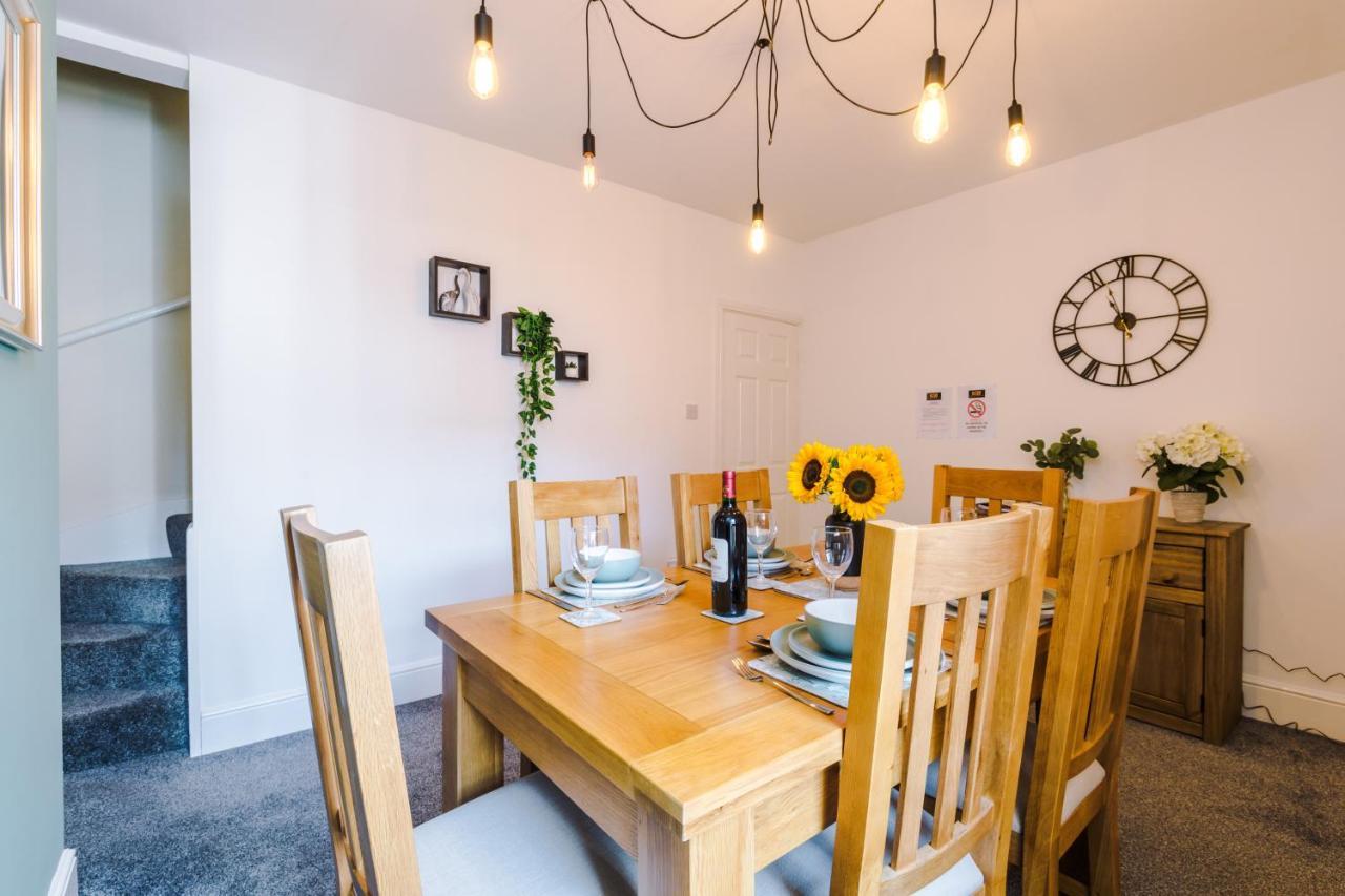 Spacious 2-Bed City-Centre Cottage In Chester By 53 Degrees Property - Ideal For Groups & Couples - Sleeps 6 外观 照片