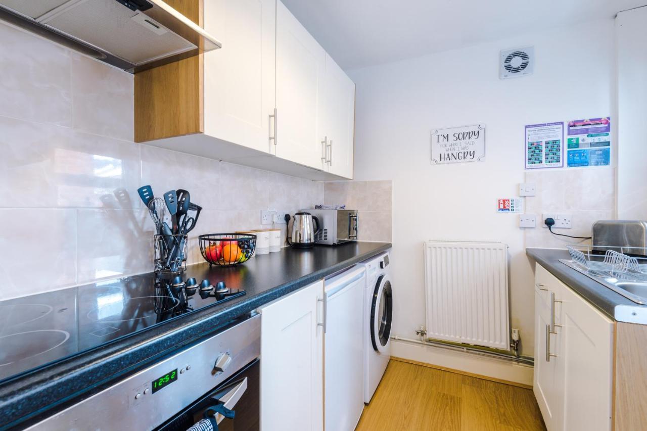 Spacious 2-Bed City-Centre Cottage In Chester By 53 Degrees Property - Ideal For Groups & Couples - Sleeps 6 外观 照片