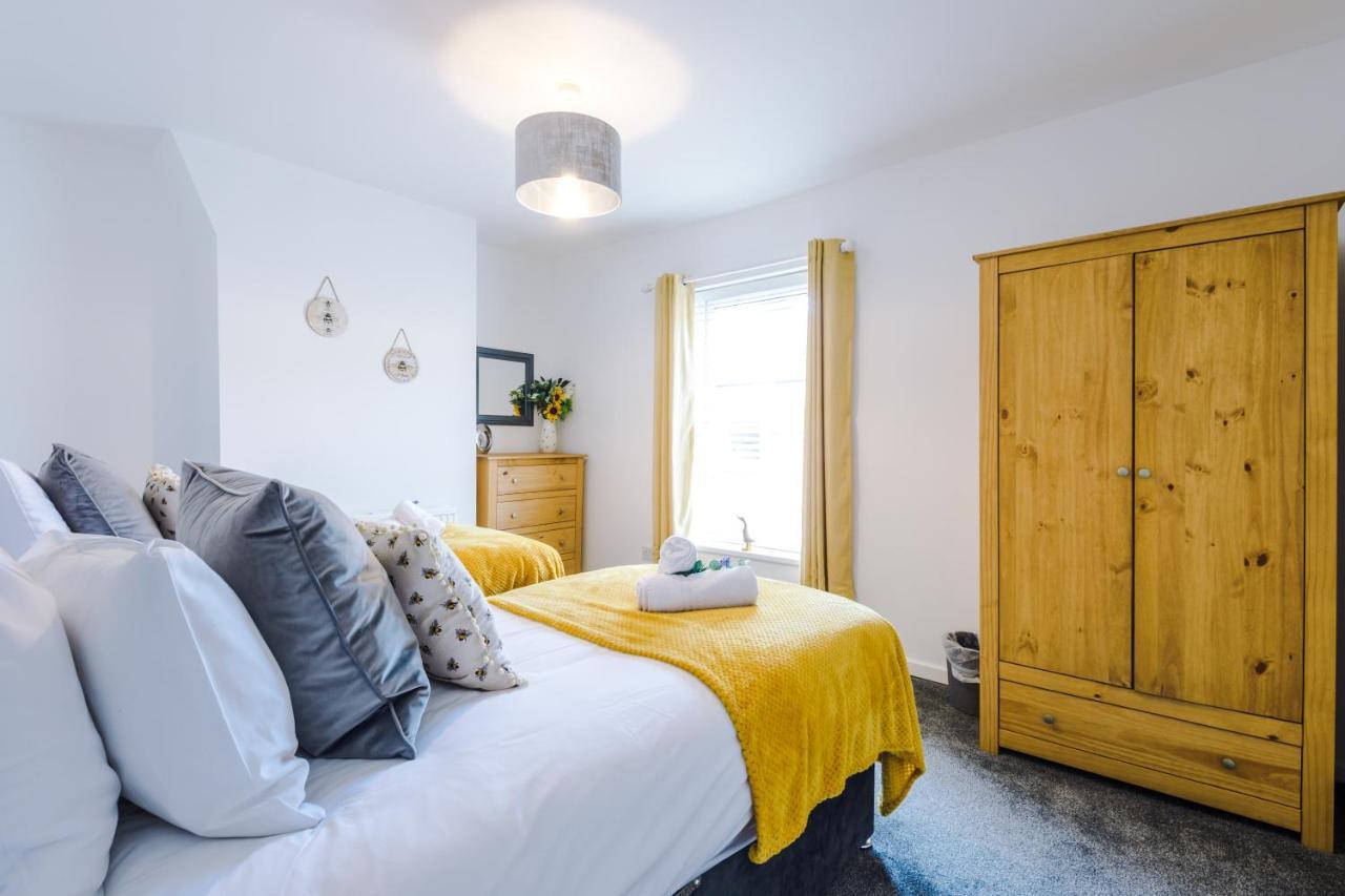 Spacious 2-Bed City-Centre Cottage In Chester By 53 Degrees Property - Ideal For Groups & Couples - Sleeps 6 外观 照片