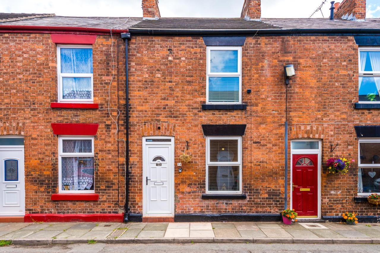 Spacious 2-Bed City-Centre Cottage In Chester By 53 Degrees Property - Ideal For Groups & Couples - Sleeps 6 外观 照片